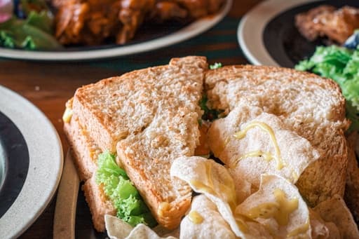 Shish Taouok Sandwich