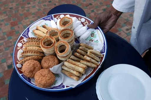 Almond Briwates w/ Honey